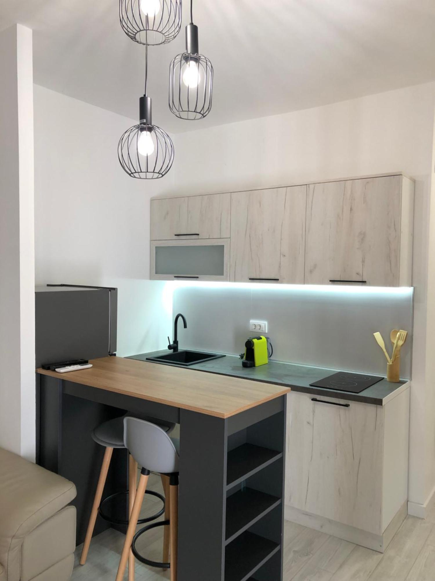 M&M Apartments Тиват Экстерьер фото