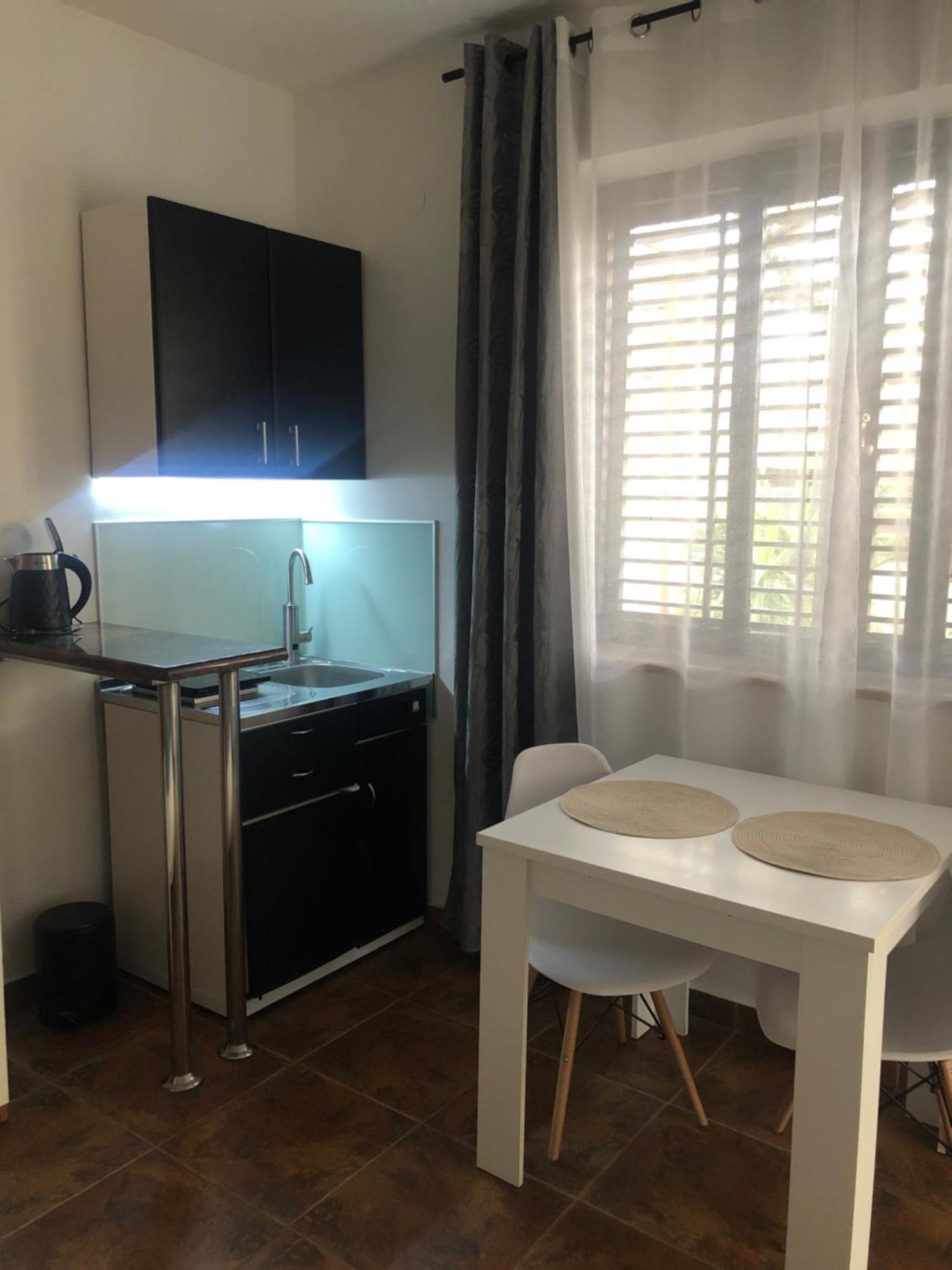M&M Apartments Тиват Экстерьер фото